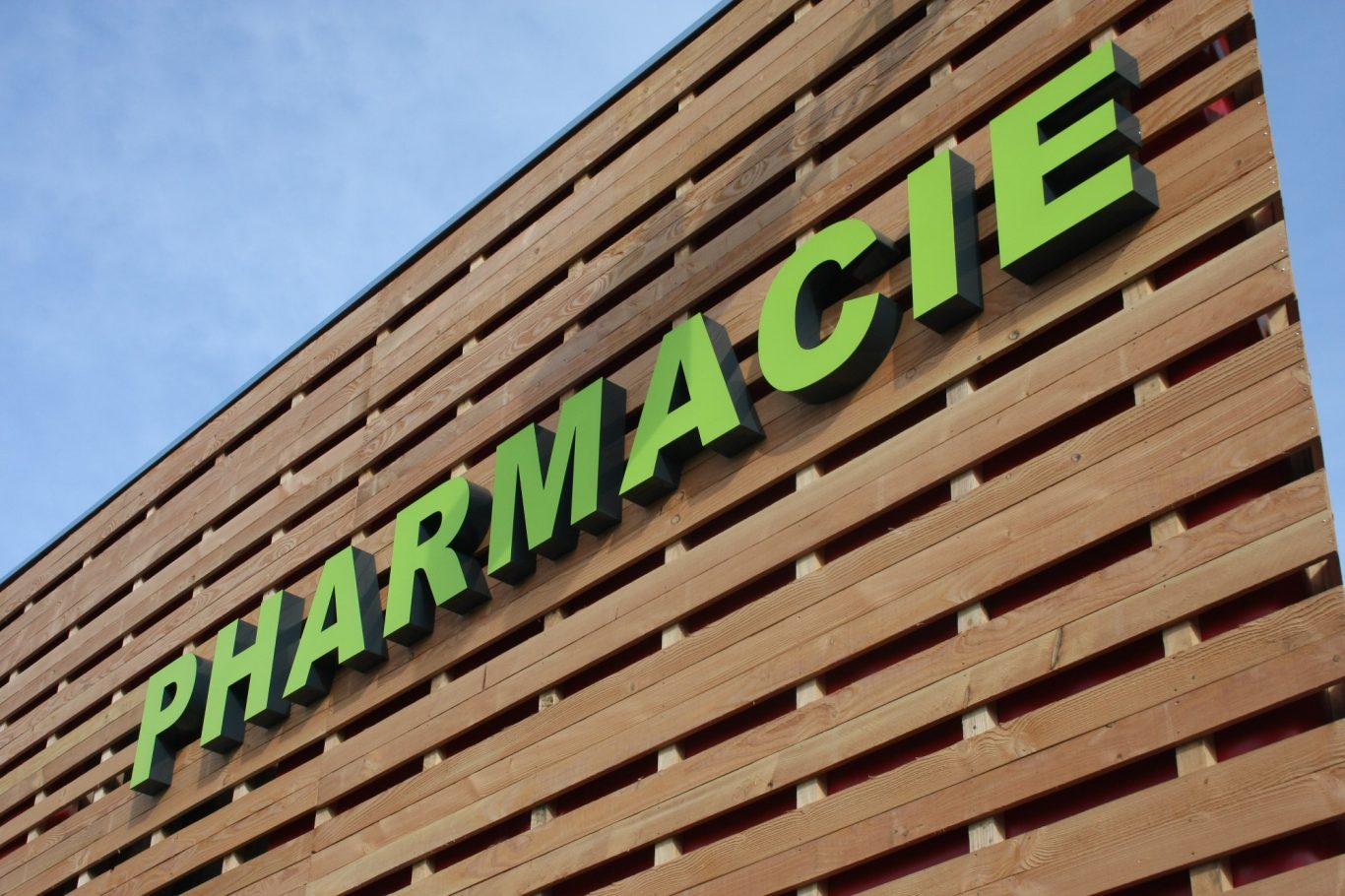 enseigne lumineuse pharmacie Essonne 91 enseigne lumineuse pharmacie Essonne 91